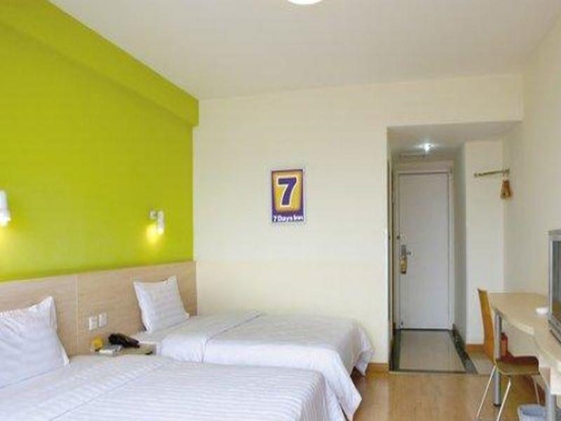 Greentree Inn Zhejiang Jinhua Yiwu International Trade City Changchun Street Shell Hotel エクステリア 写真